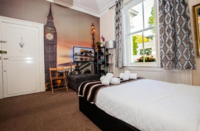 Pimlico Central London Suite near Victoria